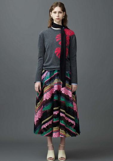 唯美刺繡:穿的不止是衣服還有藝術